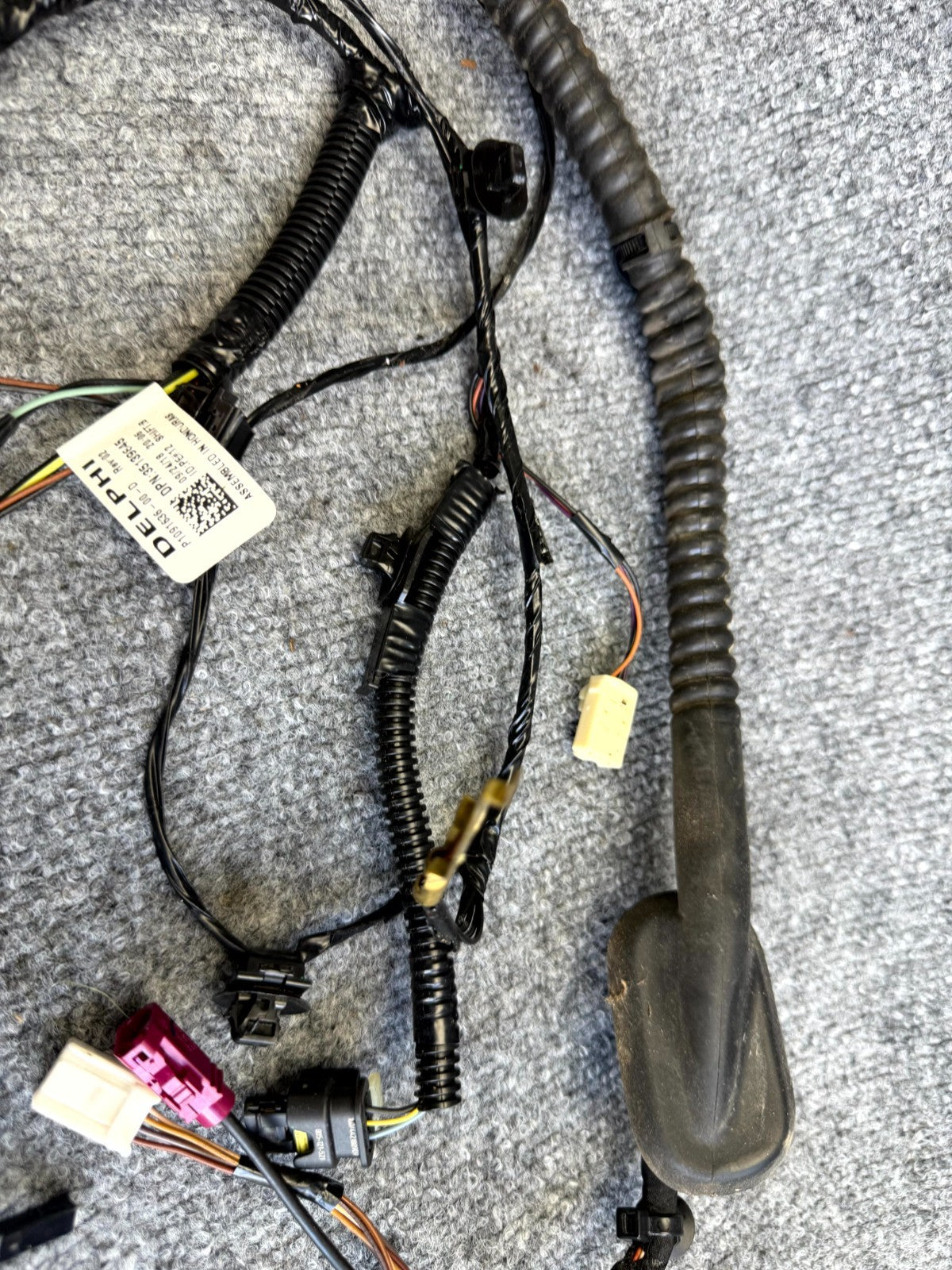 2017 – 2023 TESLA MODEL 3 REAR TRUNK LID WIRE WIRING HARNESS OEM, 1068789-00-F