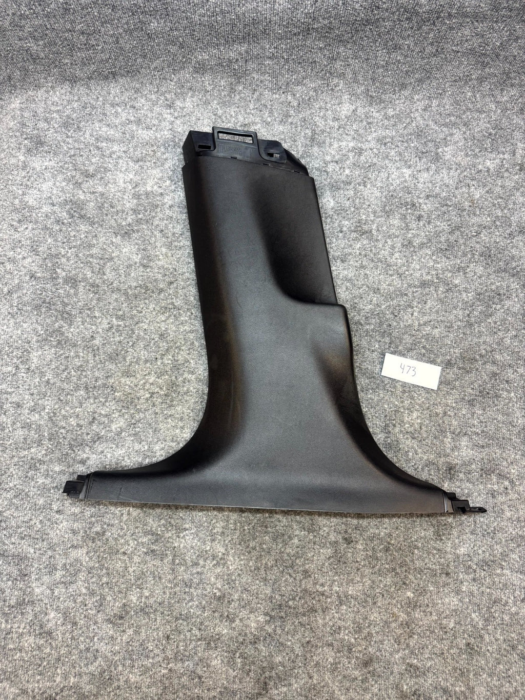 2017 - 2023 TESLA MODEL 3 LEFT SIDE LOWER B PILLAR TRIM COVER OEM, 1086296-00