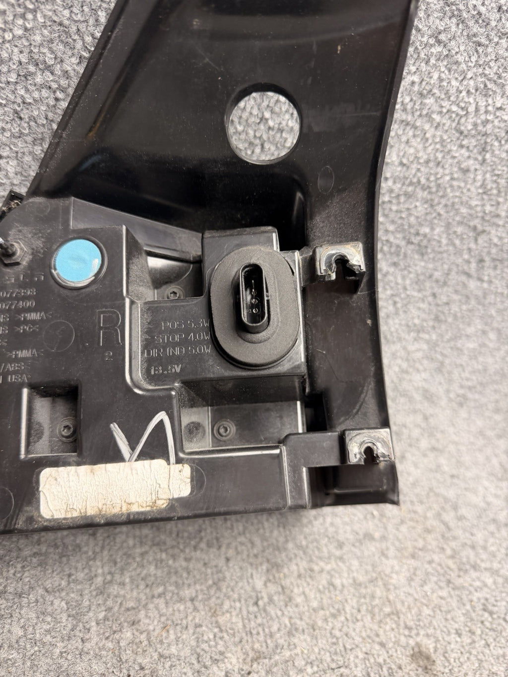 2020-2024 Tesla Model Y Right Passenger Side Taillight Quarter Mounted 3 Pin OEM