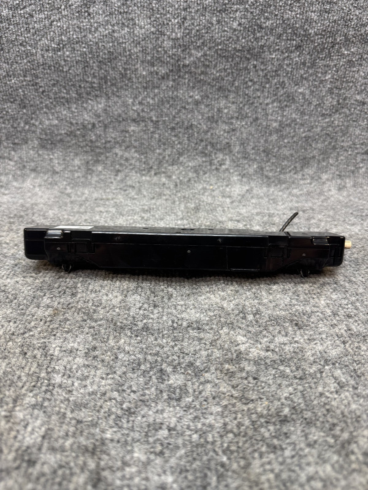 2020 - 2024 TESLA MODEL Y WIFI BLUETOOTH ANTENNA MODULE UNIT OEM, 1585601-00-E