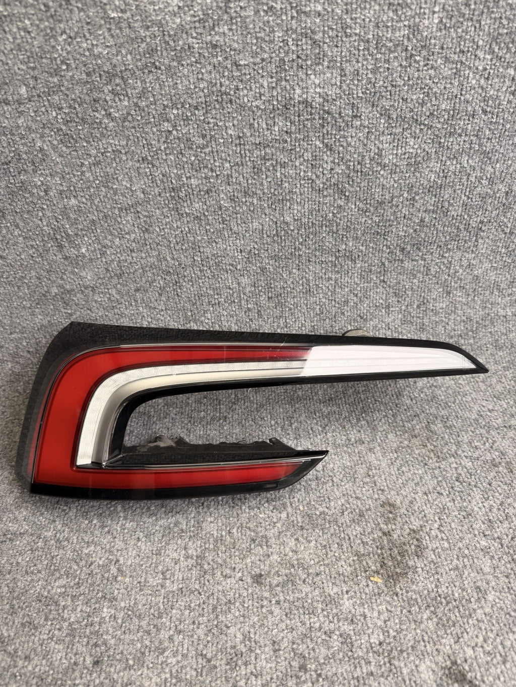 2024-2025 Tesla Model 3 Highland OEM LH TAIL LAMP ASSEMBLY 1691498-00-F OEM