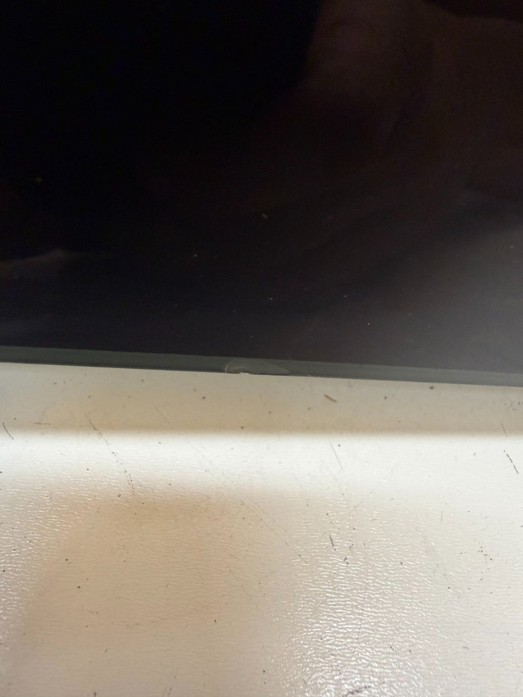 20-24 Tesla Model Y Rear Windshield Liftgate Trunk Hatch Lid Back Window Glass