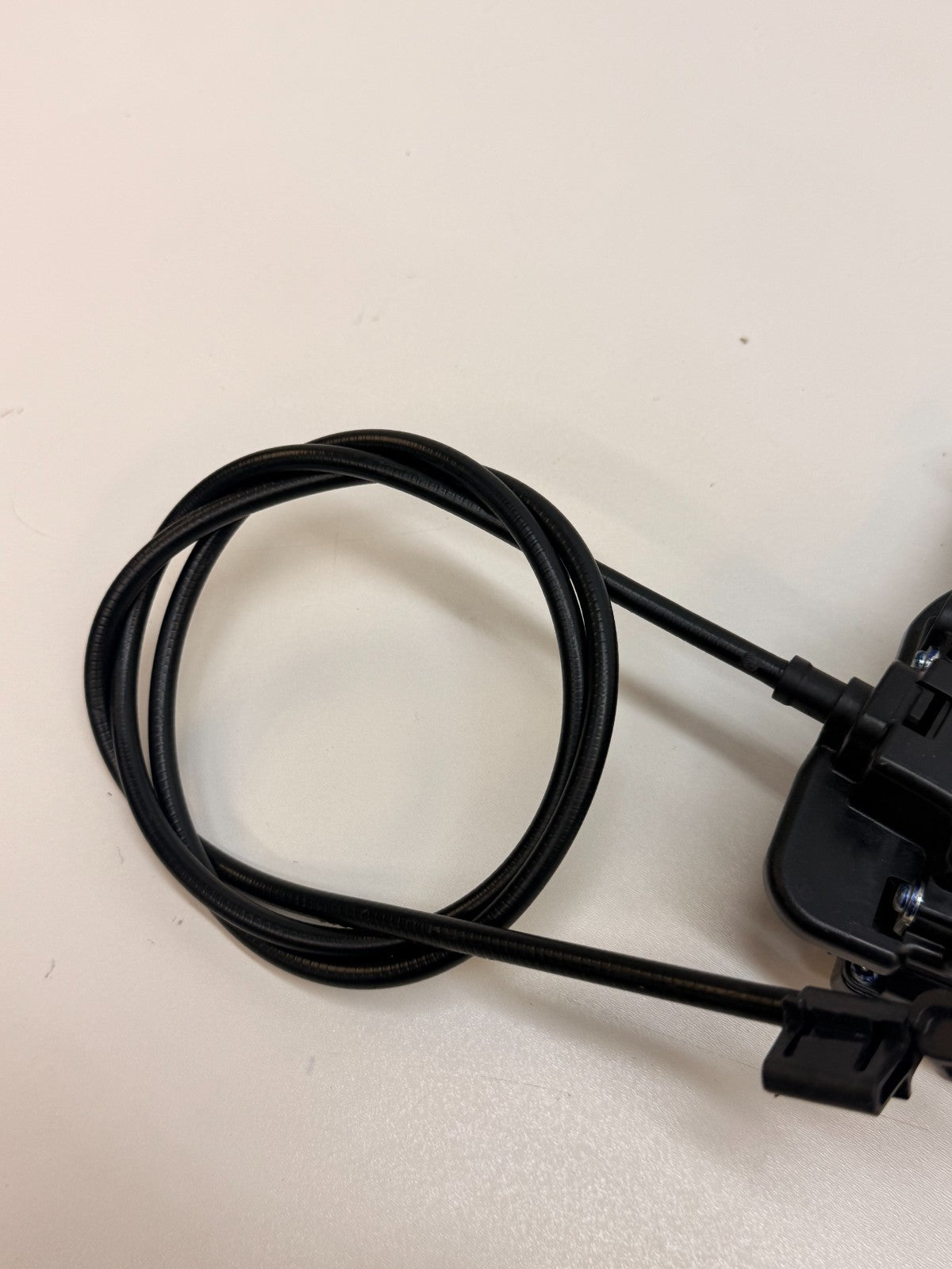 12-20 Model S Rear Passenger Side Door Lock Latch Actuator Right 6008914-00-D