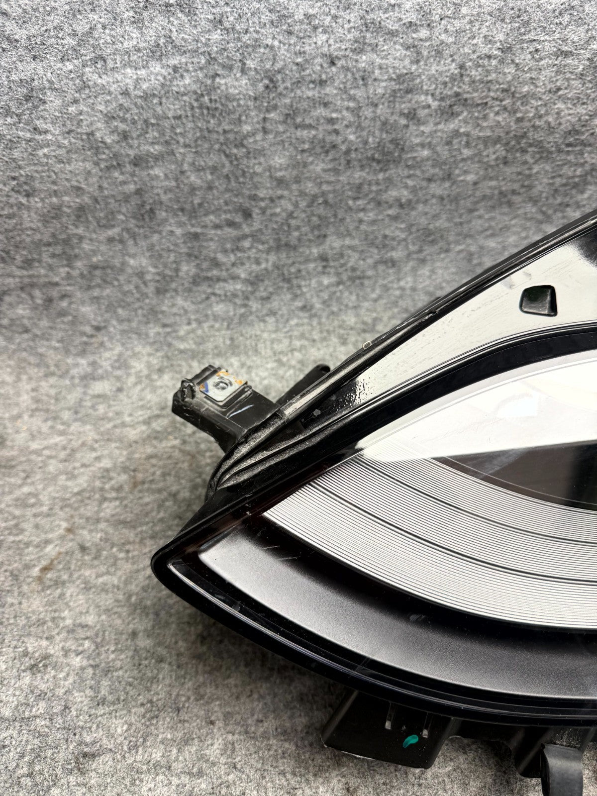 ♦️2021–2023 TESLA MODEL 3 FRONT LEFT SIDE HEADLIGHT ASSEMBLY OEM, 1514952-00-C