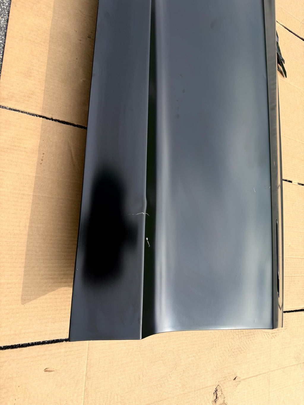 2017 - 2023 TESLA MODEL 3 FRONT LEFT DRIVER SIDE DOOR SHELL OEM, 1081421-E0-C