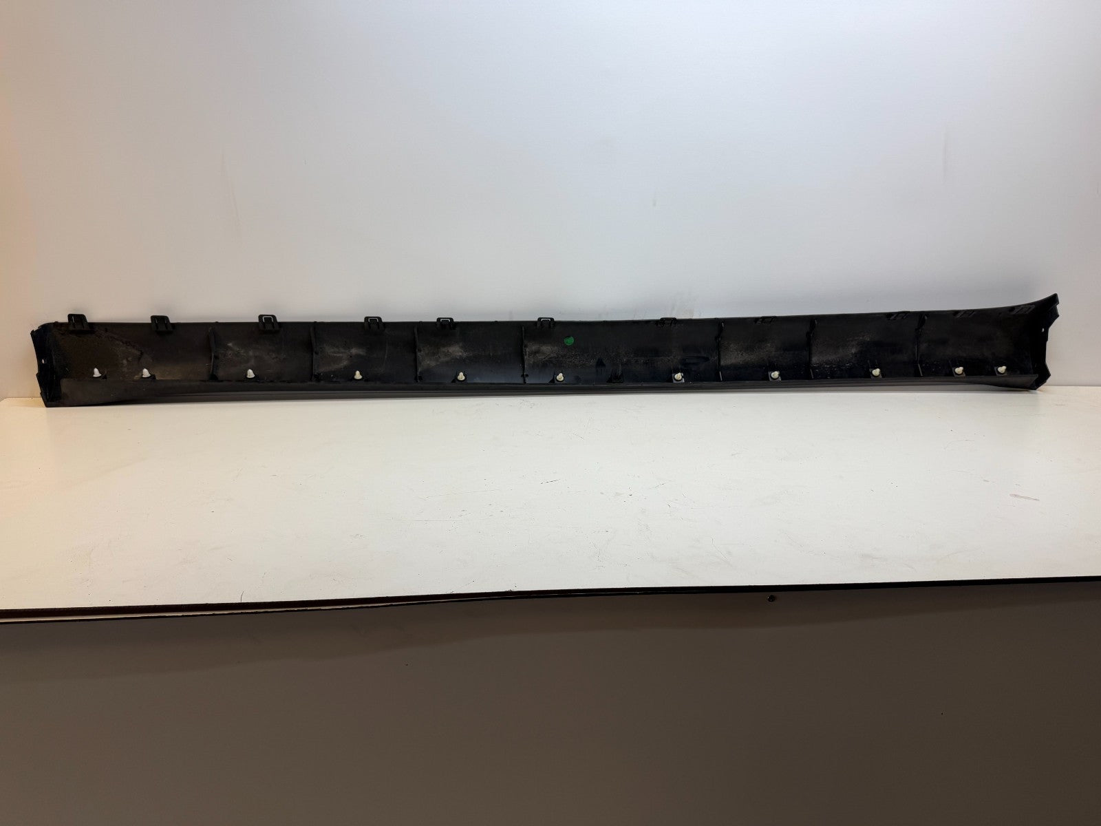 2020 - 2024 Tesla Model Y Left Side Sill Rocker Panel Molding 1497740-00-C