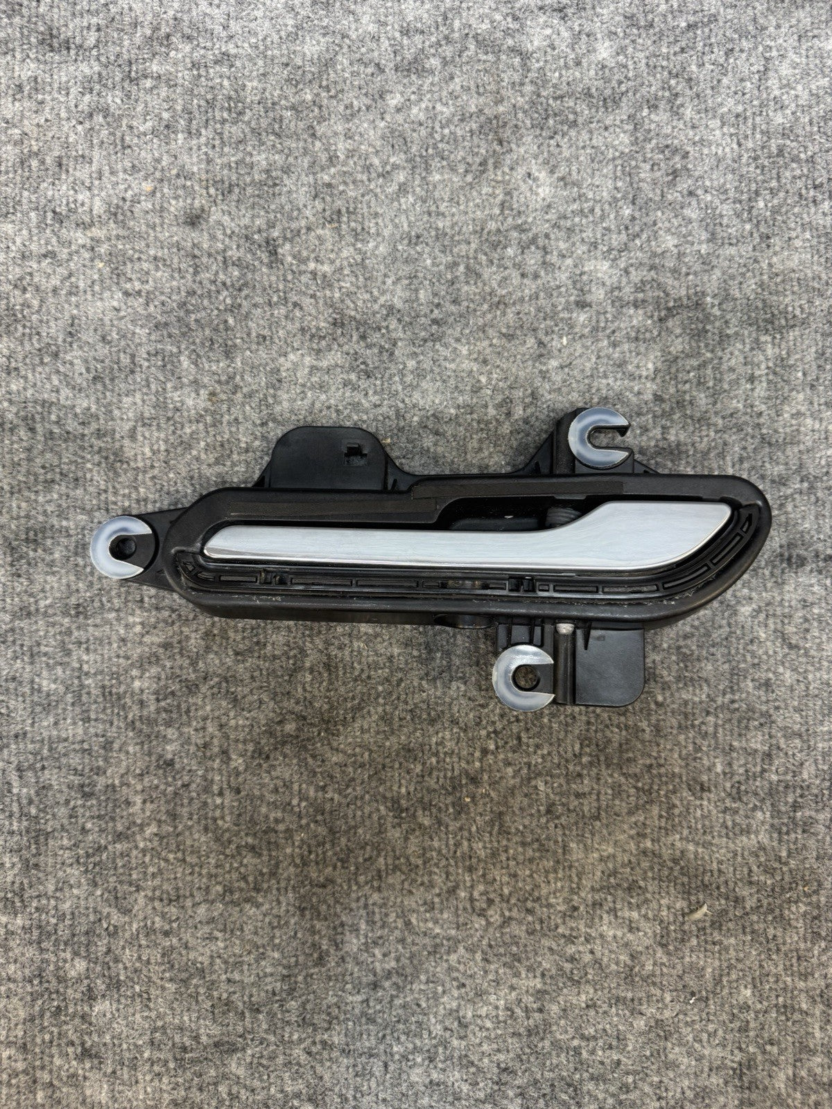 17-20 Tesla Model 3 Front = Rear Left Exterior Door Handle Outer 1081831-99-F