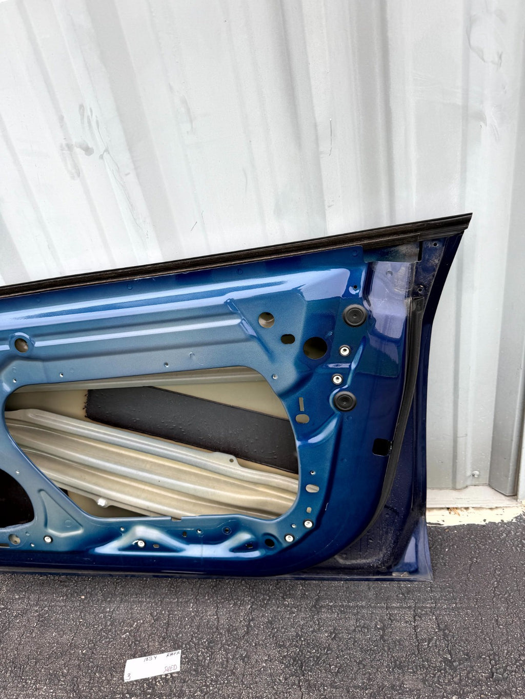 2017-2023 TESLA MODEL 3 FRONT RIGHT PASSENGER SIDE DOOR SHELL OEM, 1081420-E0-C