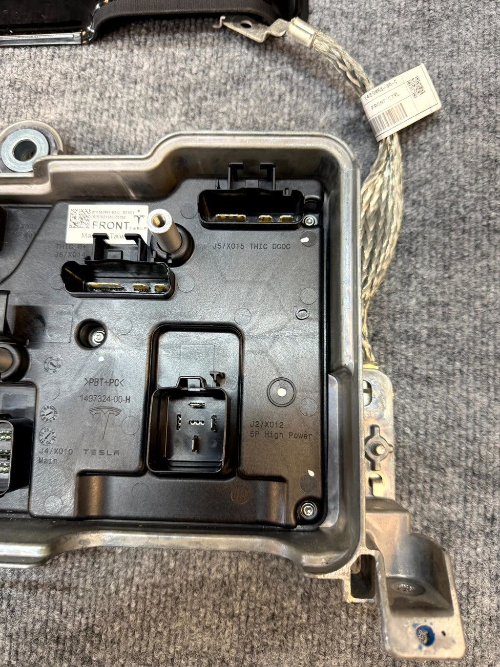 2020 - 2024 TESLA MODEL Y FRONT BODY CONTROL MODULE UNIT OEM, 1497327-00-B