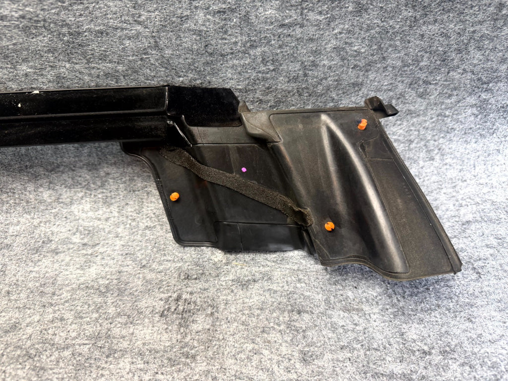 ♦️2017-2023 TESLA MODEL 3 REAR RIGHT SIDE DOOR WEATHER STRIPPING OEM, 109050400F