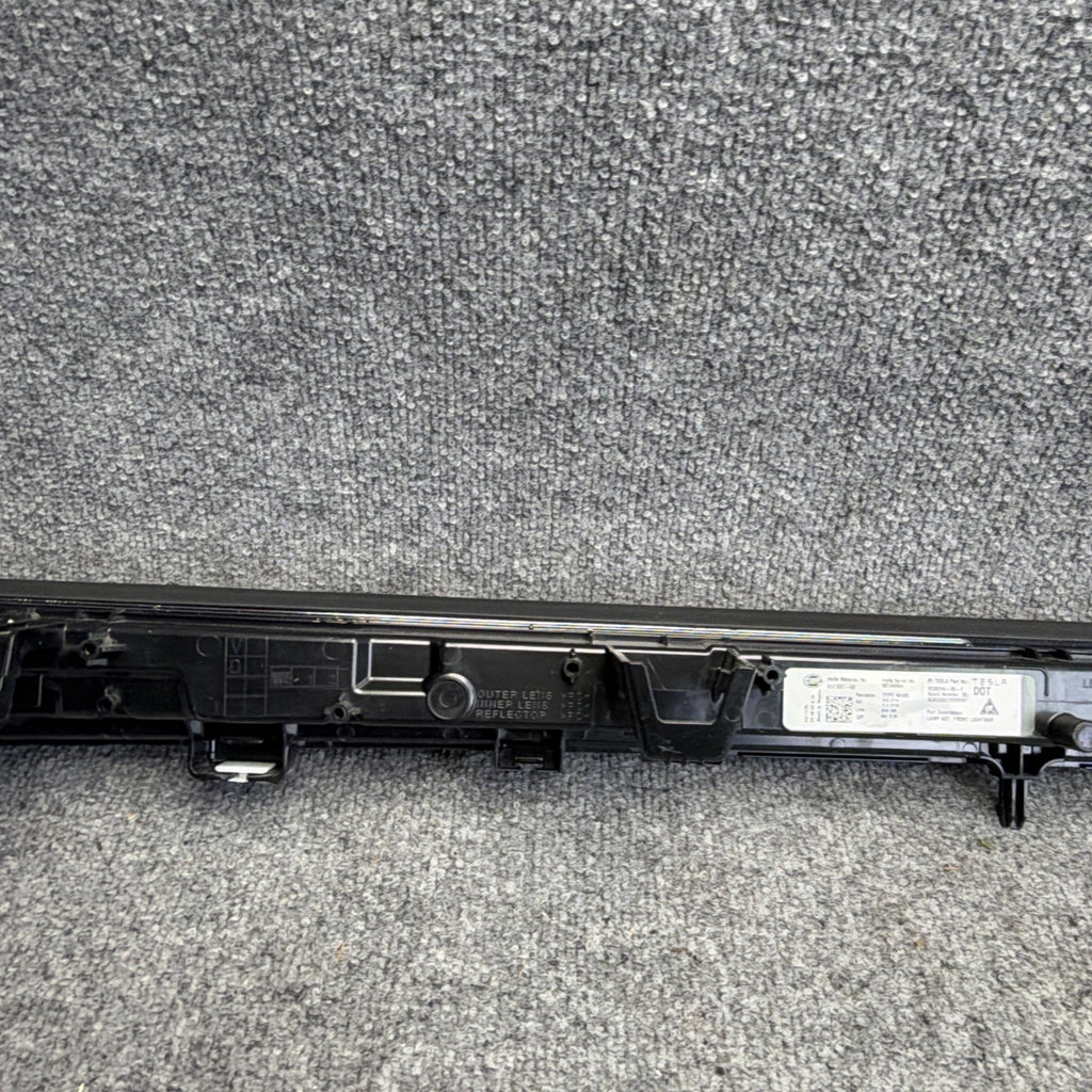 2025-2026 Tesla Model Y Juniper LED DRL Front Center Light Bar OEM 2038294-00-E