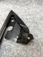 2020-2024 TESLA MODEL Y FRONT RIGHT SIDE RUN WEATHERSTRIP SEAL OEM, 1500067-00-C