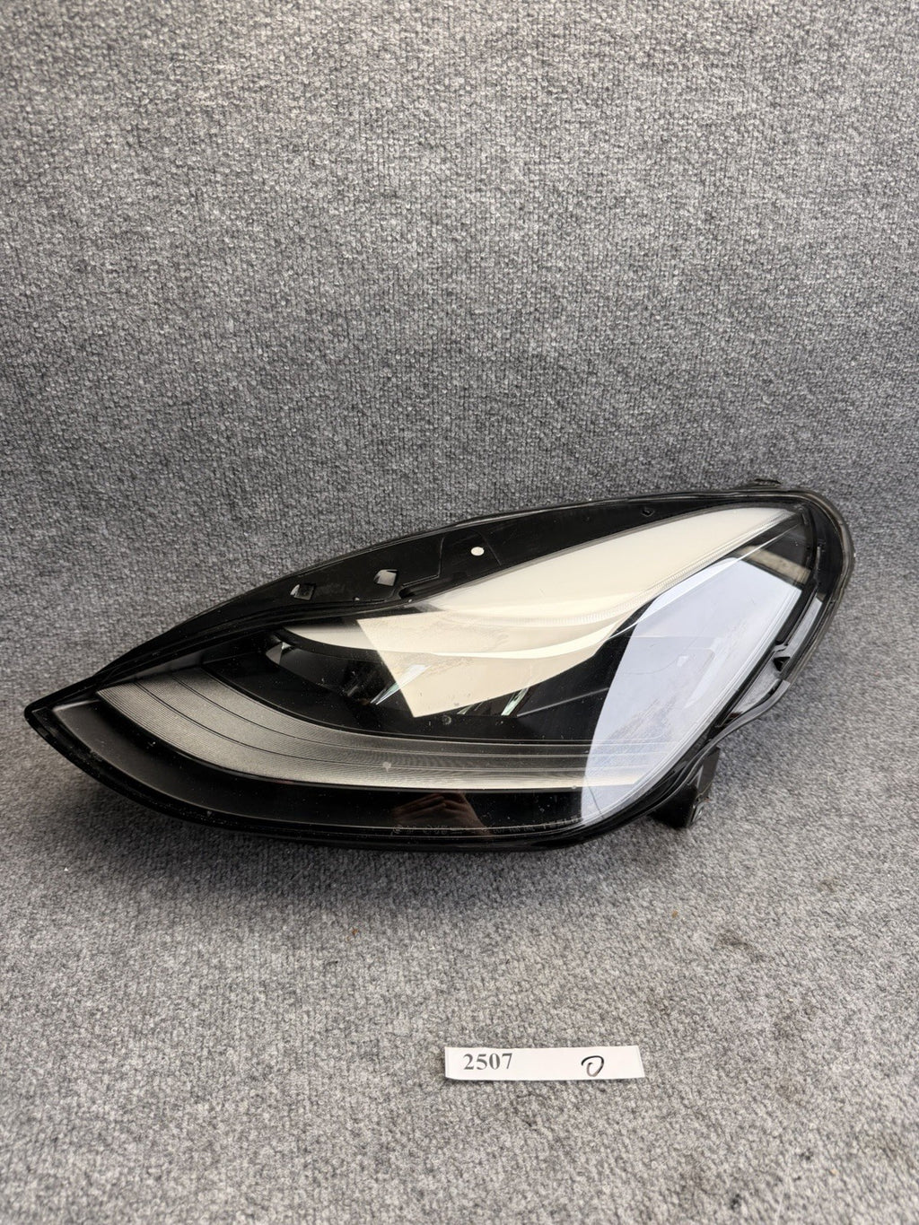 2020 - 2024 TESLA MODEL Y FRONT LEFT HEADLIGHT LED LIGHT LAMP OEM 151495200D