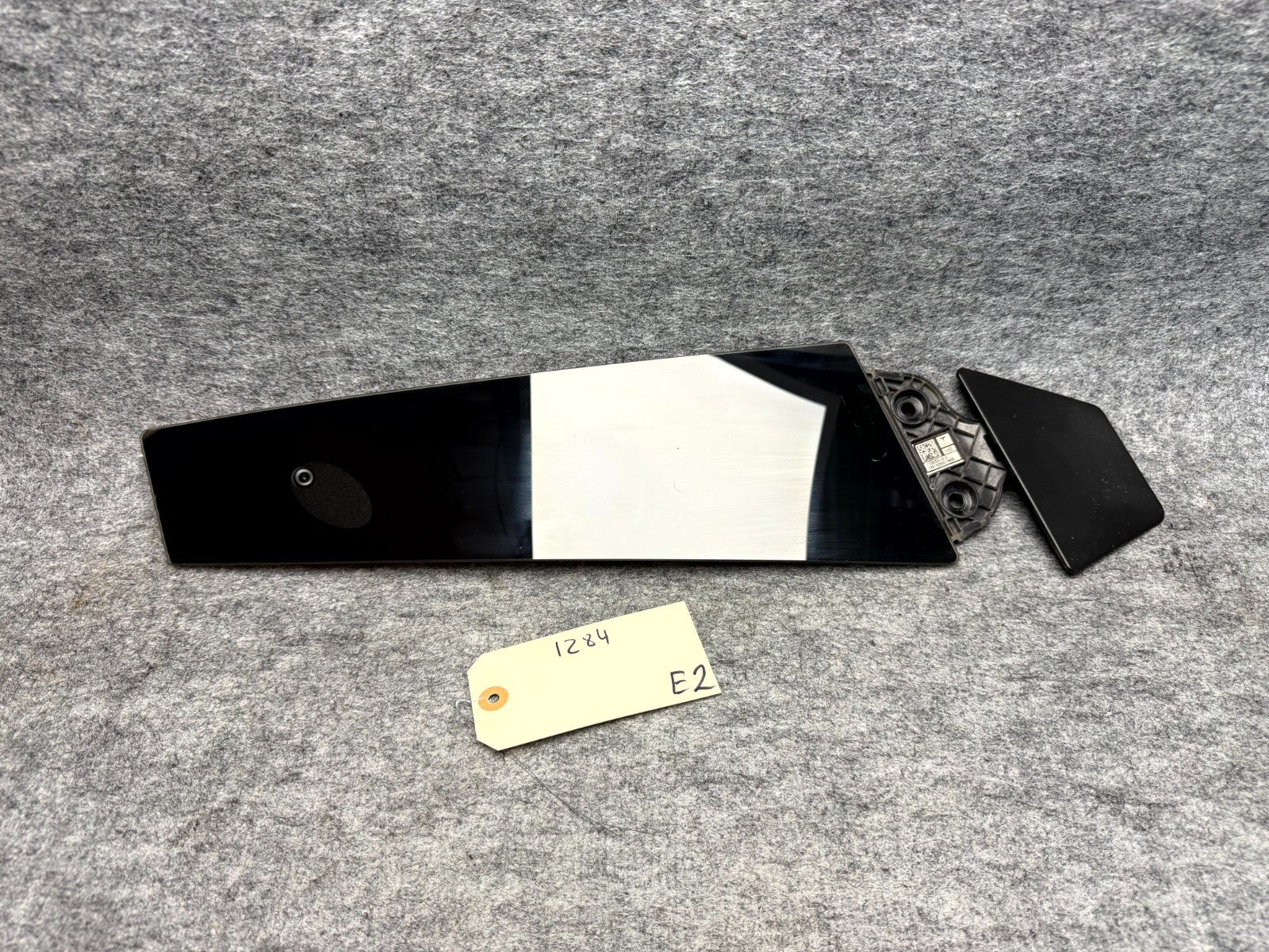♦️17-23 TESLA MODEL 3 LEFT B-PILLAR APPLIQUE TRIM W/ CAMERA OEM, 1109253-00-G