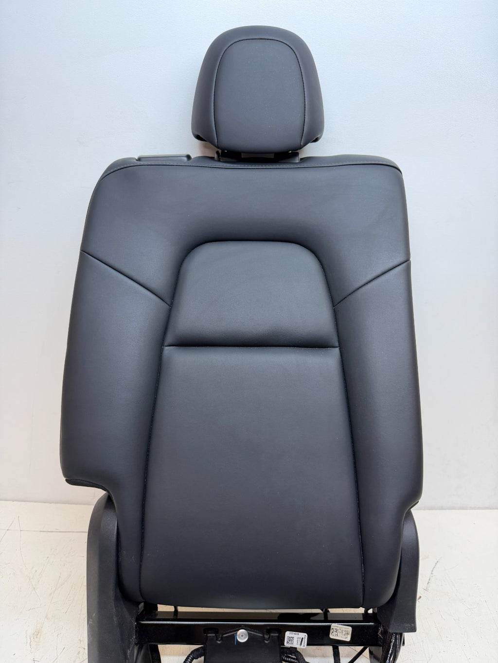 17-23 TESLA MODEL Y REAR PASSENGER SIDE UPPER SEAT CUSHION W/ FRAME 1494840-91-B