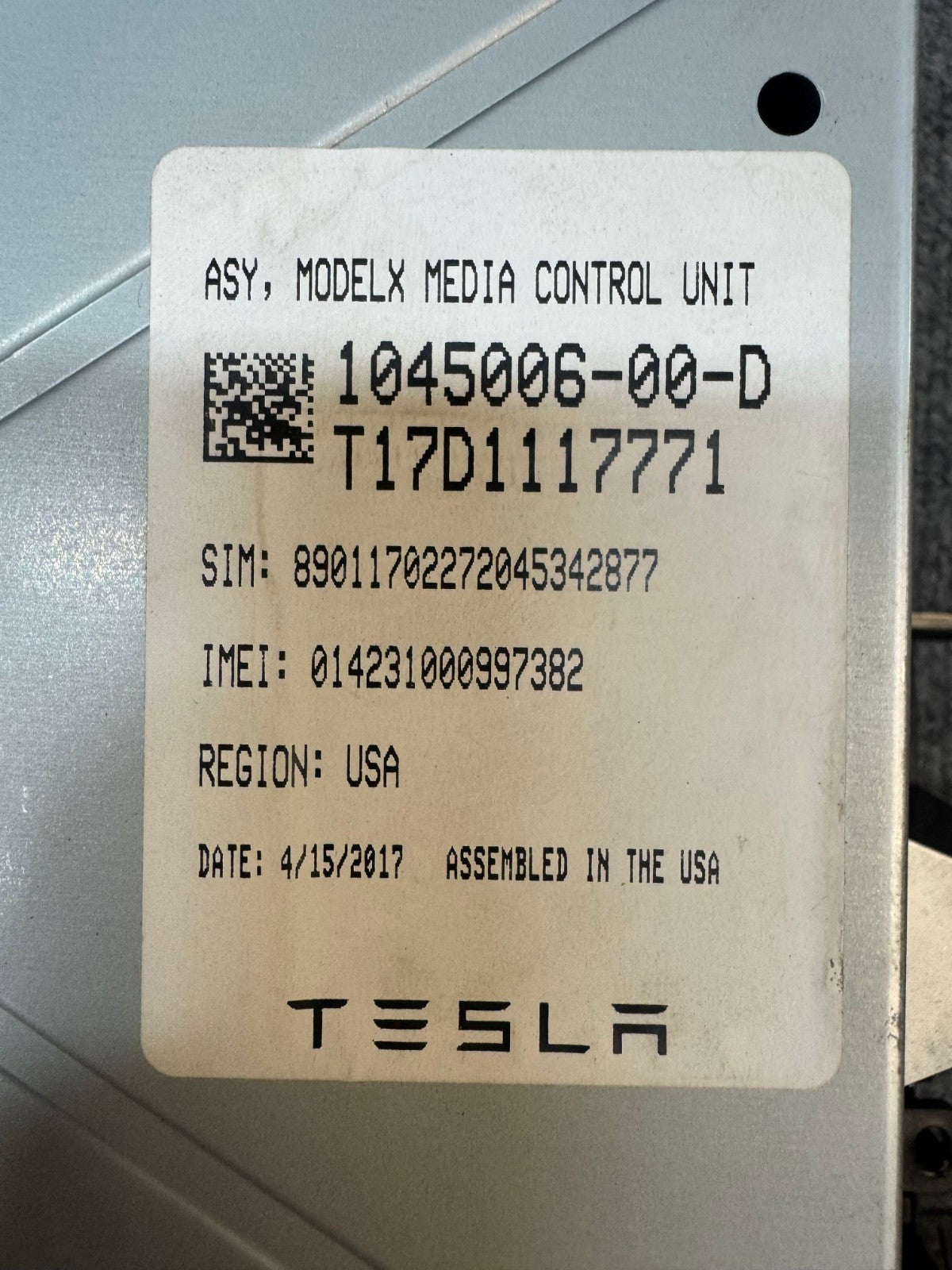 2012-2021 Tesla Model S Touch Screen Media Control Unit 1045006-00-D