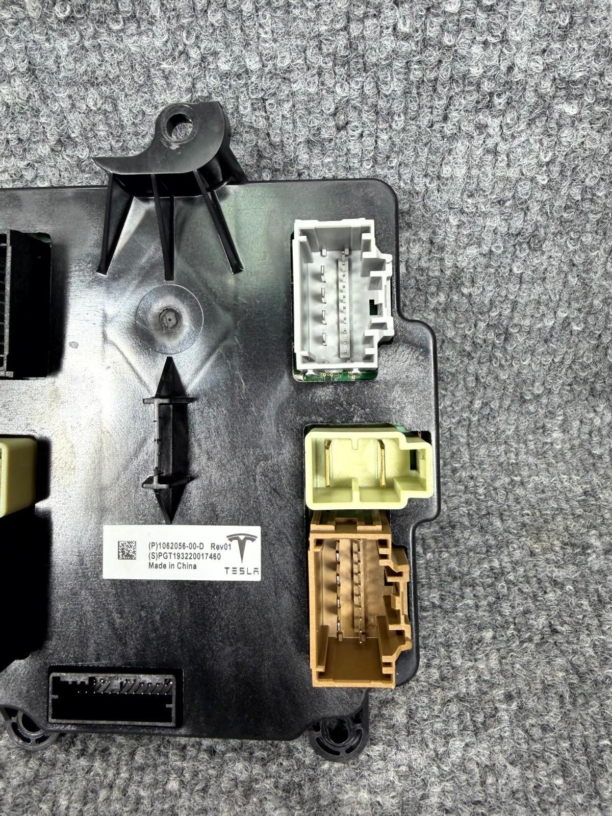 2016-2020 Tesla Model X Rear Falcon Door Control Module OEM, 1062056-00-D