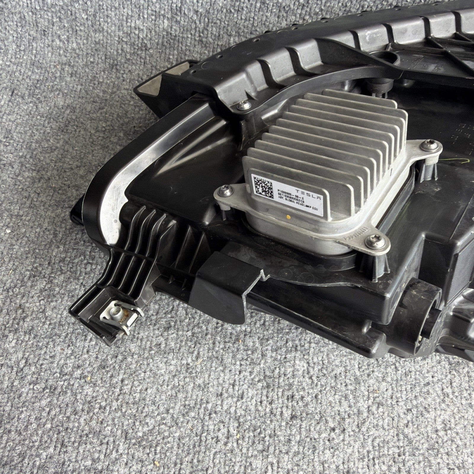 NICE 20-23 Tesla Model 3/Y Left MATRIX  Headlight 1514952-00-D