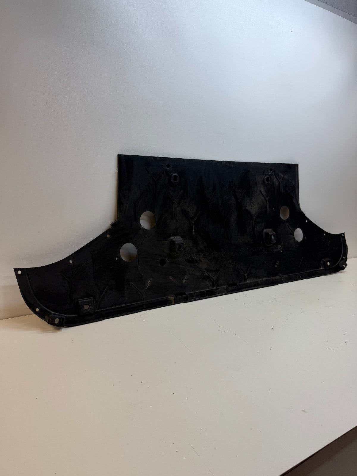 2012-2016 TESLA MODEL S Front Lower Splash Shield Under Cover 6008189-00-F