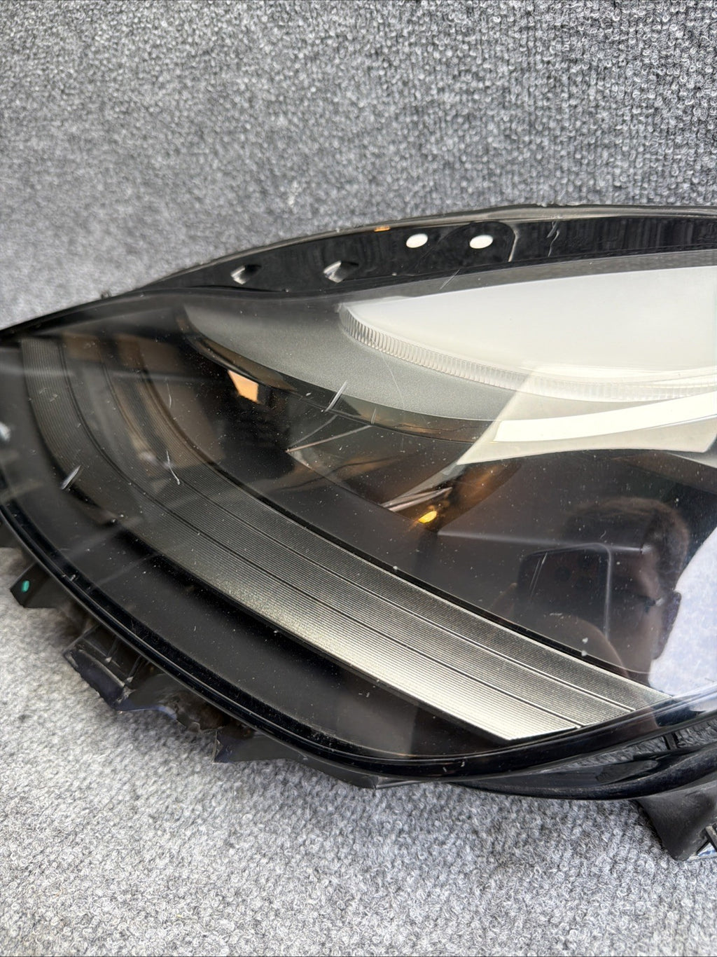 ♦️20-24 TESLA MODEL 3-Y HEADLIGHT LEFT DRIVER LED 1514952-00-C OEM
