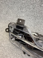 2017-2024 Tesla Model 3 Y Front Right Hand 2-Pin Fog Light 1507929-00-D OEM