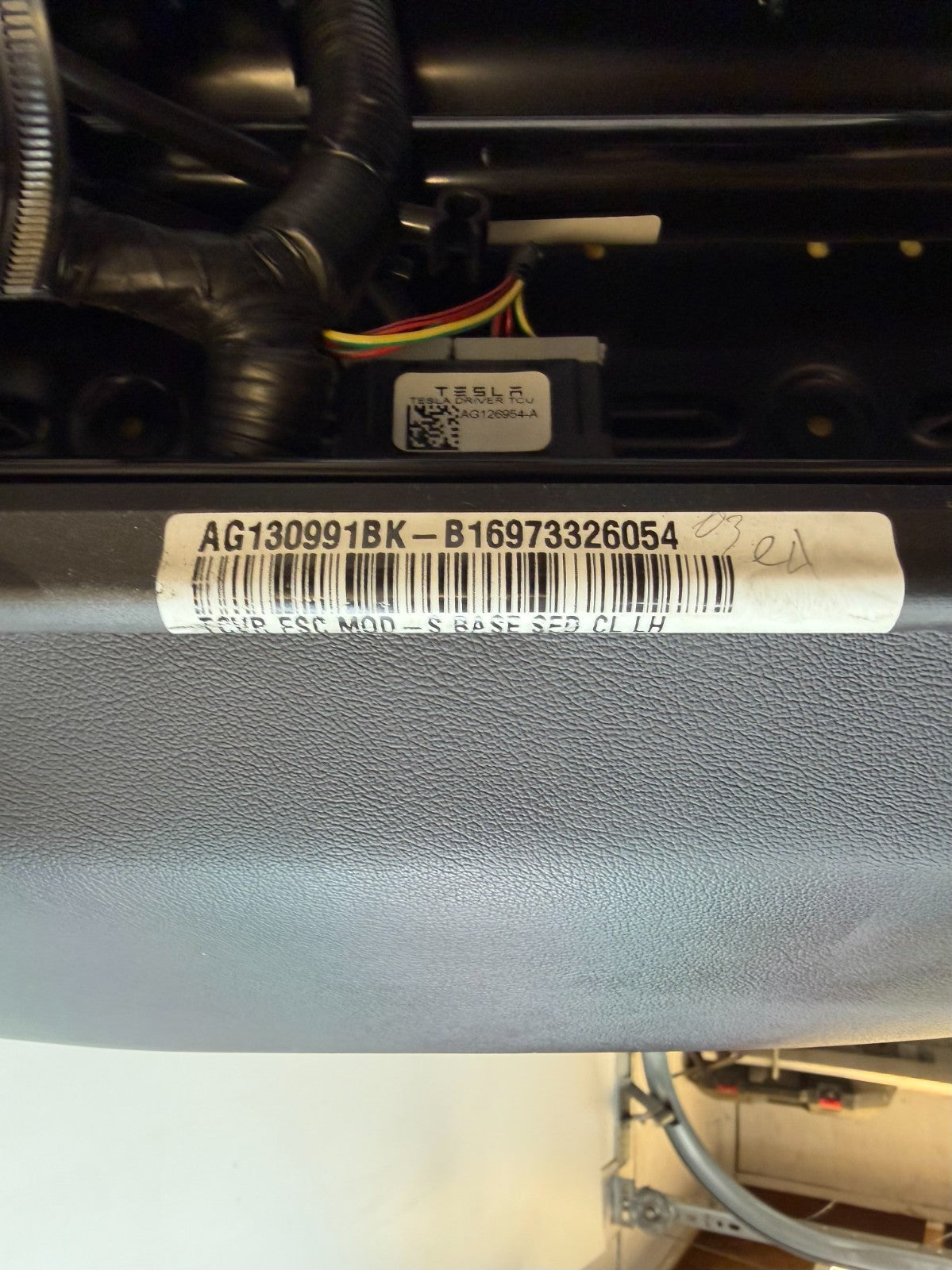 2016-2020 Tesla Model S Front Left Side Black Leather Seat OEM