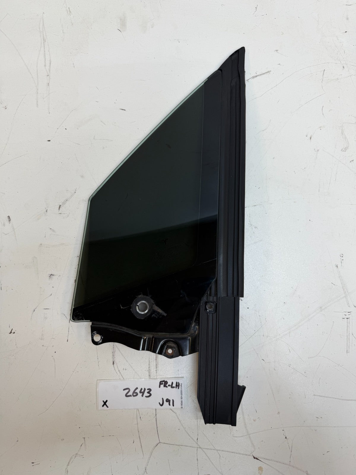 2016-2020 Tesla Model X Front Left Quarter Glass OEM 43R-004530