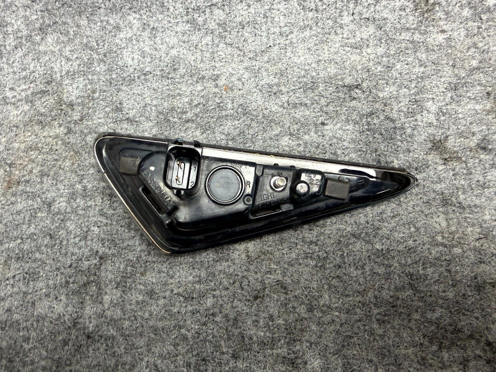 ♦️2017 - 2023 TESLA MODEL 3 RIGHT SIDE FENDER MOUNTED CAMERA OEM, 1125107-77-C