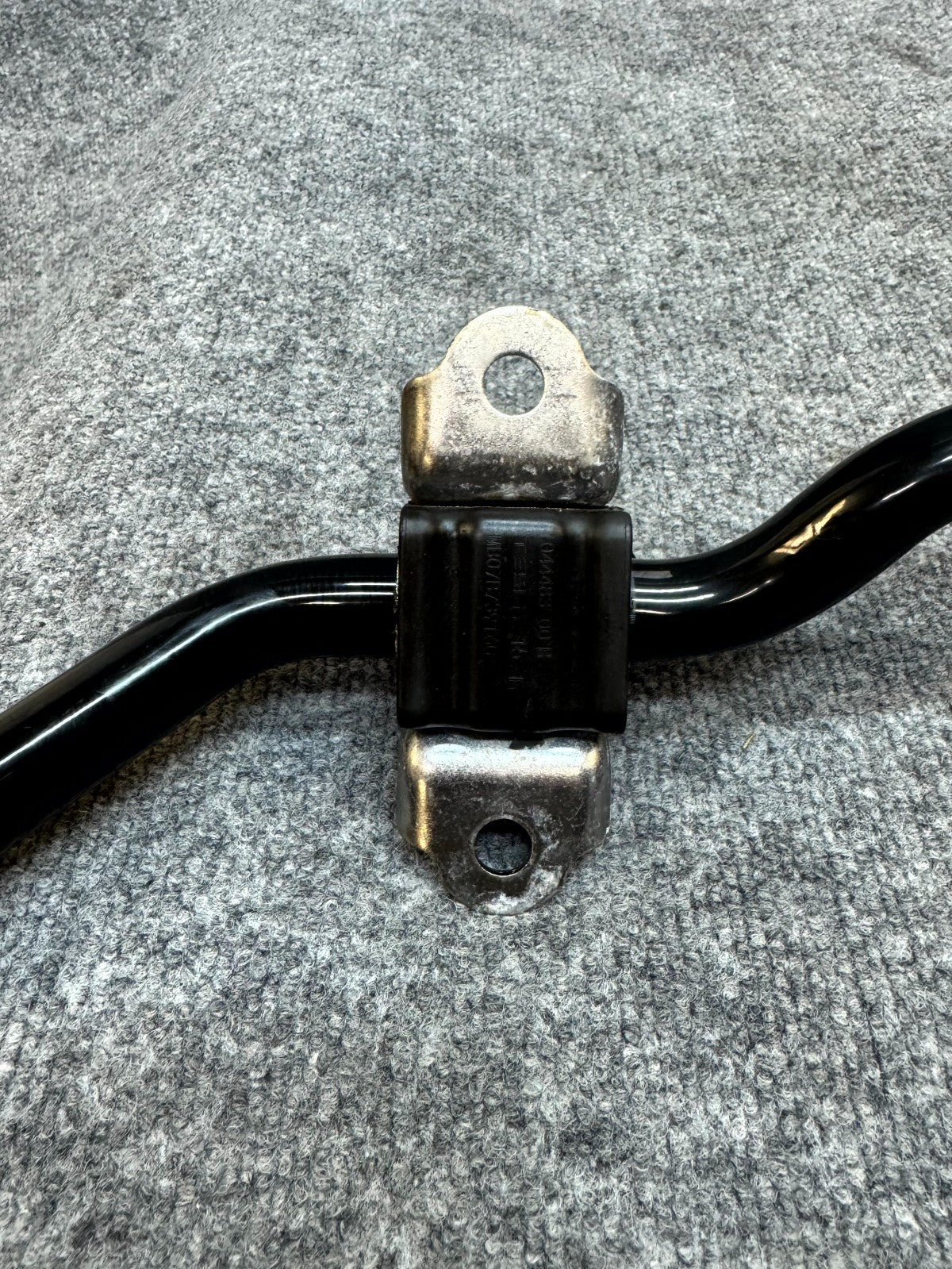 2020 - 2024 TESLA MODEL Y REAR STABILIZER SWAY ANTI ROLL BAR OEM, 1044481-00-E
