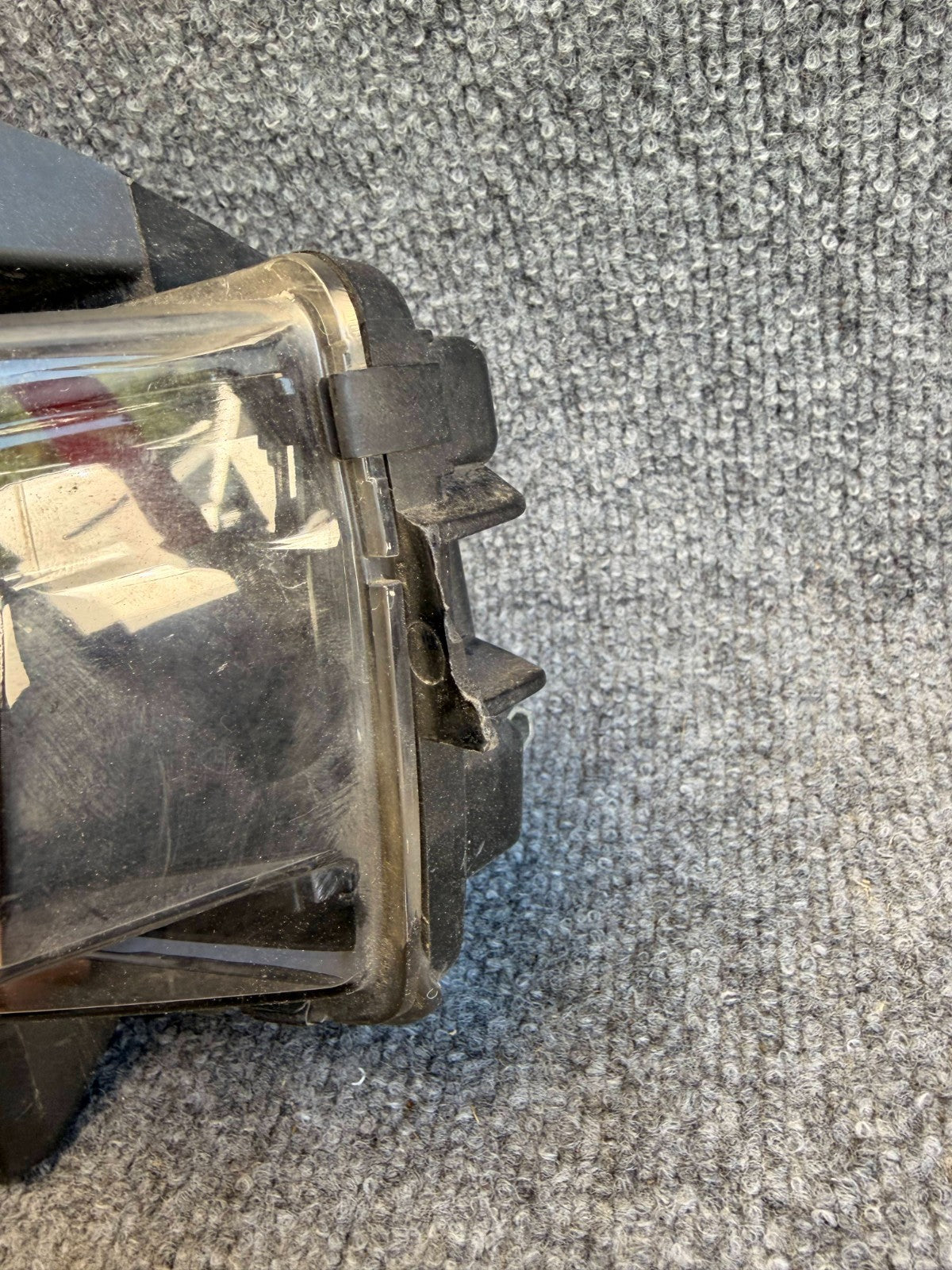2017-2023 TESLA MODEL 3 LEFT DRIVER SIDE LED FOG LIGHT LAMP P1077391-00-F