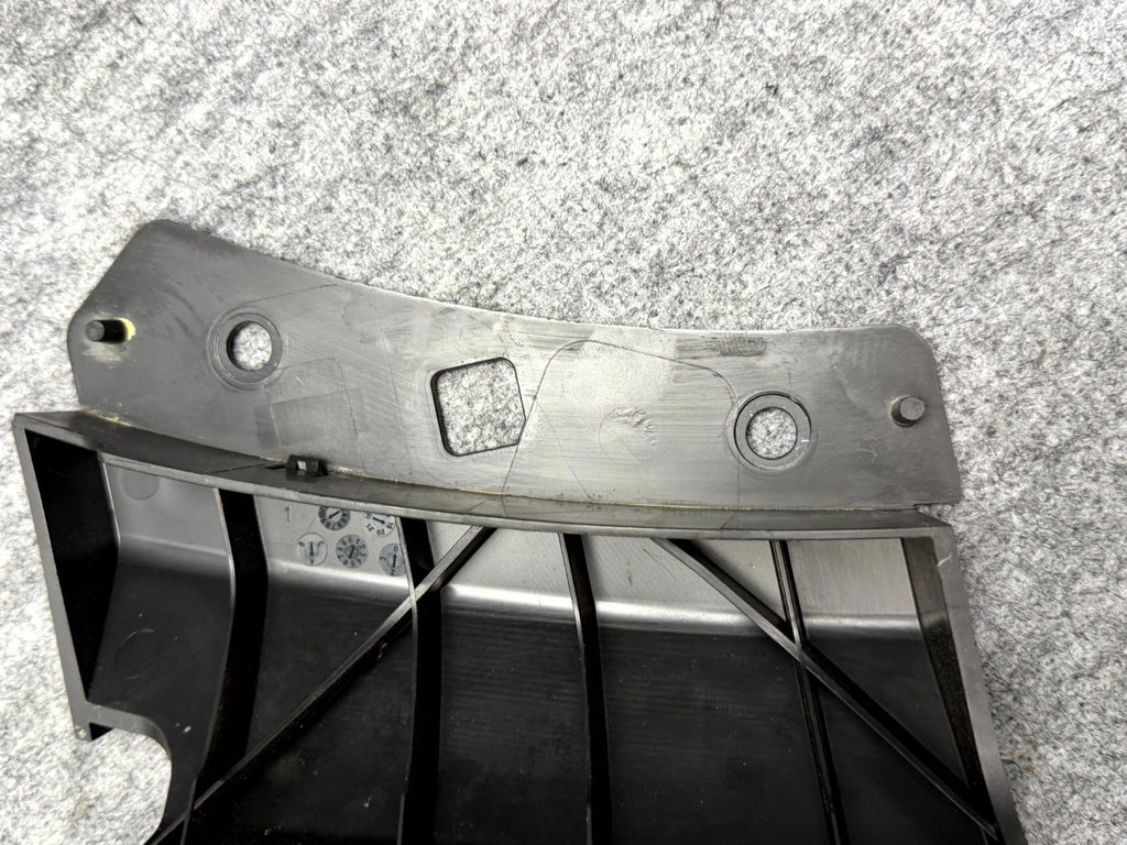 ♦️17-23 TESLA MODEL 3 FRONT LEFT UPPER BUMPER SUPPORT BRACKET OEM, 1084169-00-B