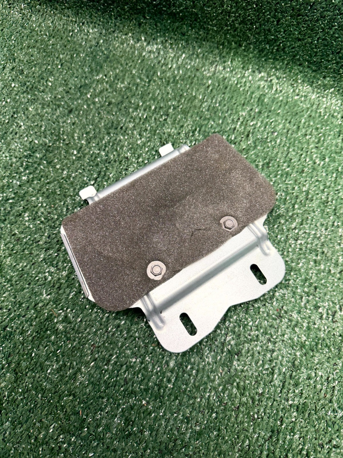 ♦️2020-2023 TESLA MODEL Y 2ND ROW SEAT RECLINER ACTUATOR OEM, 1552469-00-A