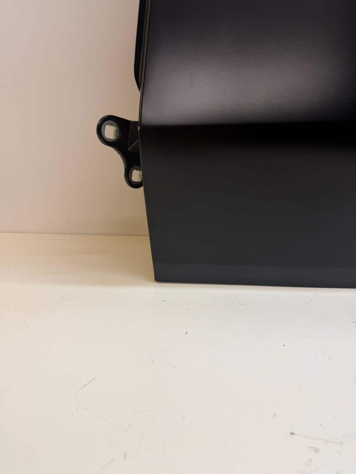 2012-2020 TESLA MODEL Y REAR LEFT DRIVER SIDE COMPLETE DOOR ASSEMBLY W/ GLASS