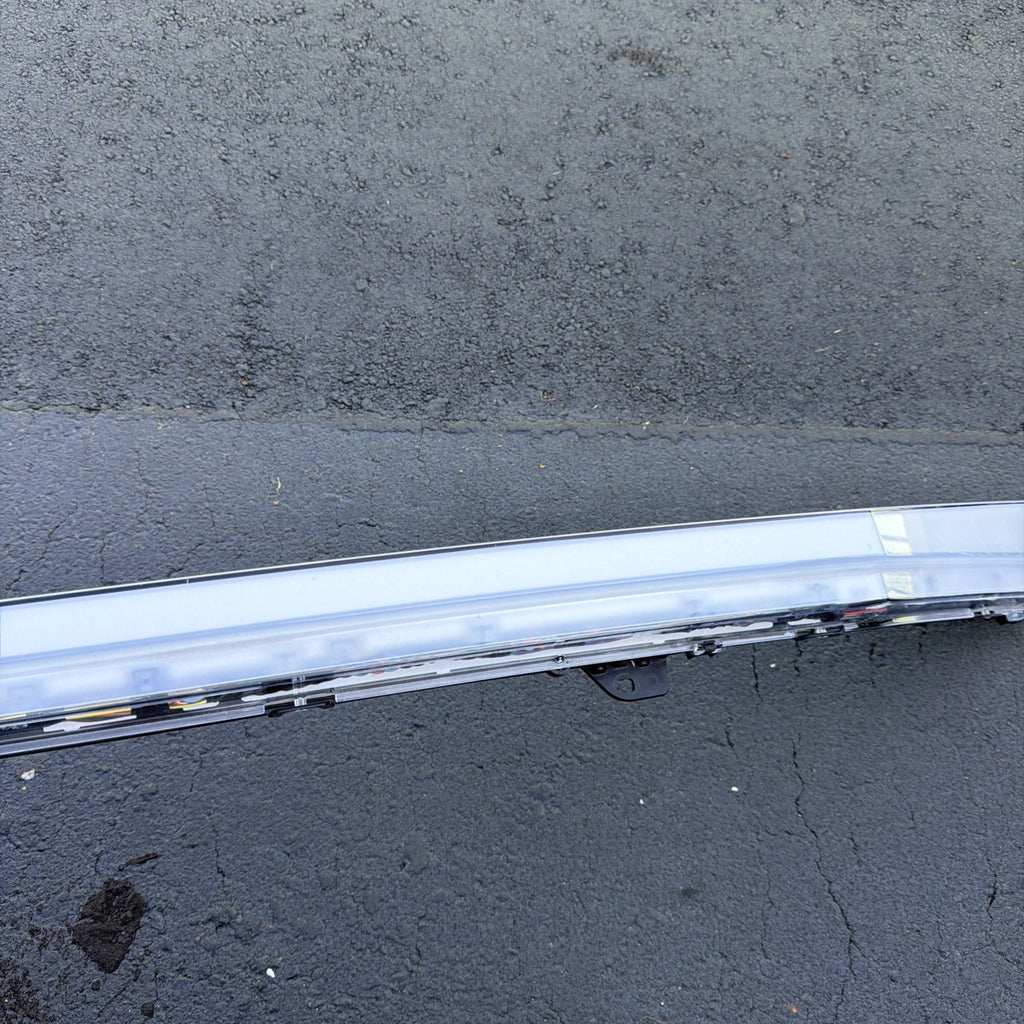 2024-2026 TESLA CYBERTRUCK FRONT CENTER DRL LIGHT LAMP BAR LED OEM 1806407-00-F