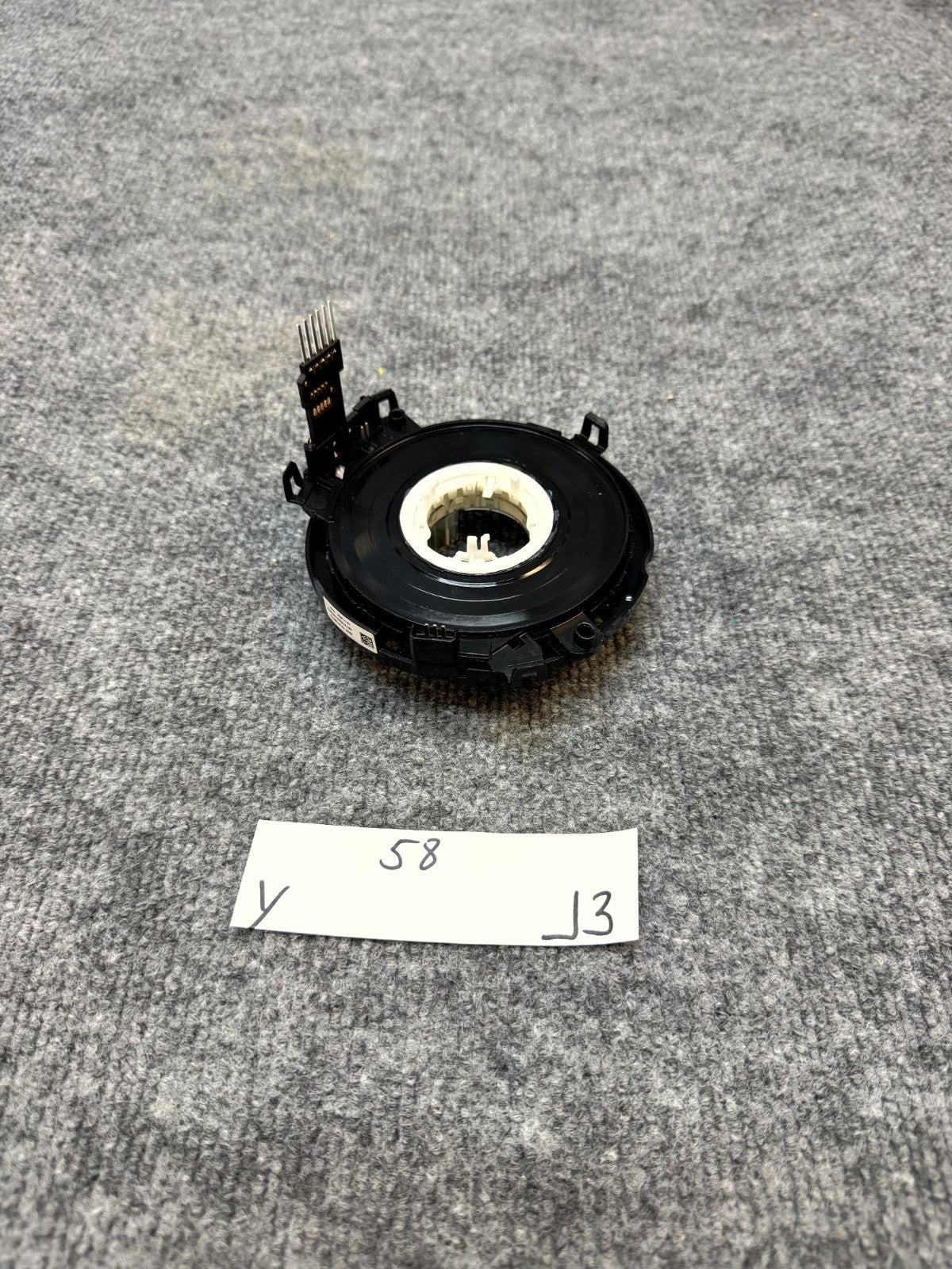 2020 - 2024 TESLA MODEL Y STEERING COLUMN CLOCK SPRING MODULE OEM, 1097662 00 O