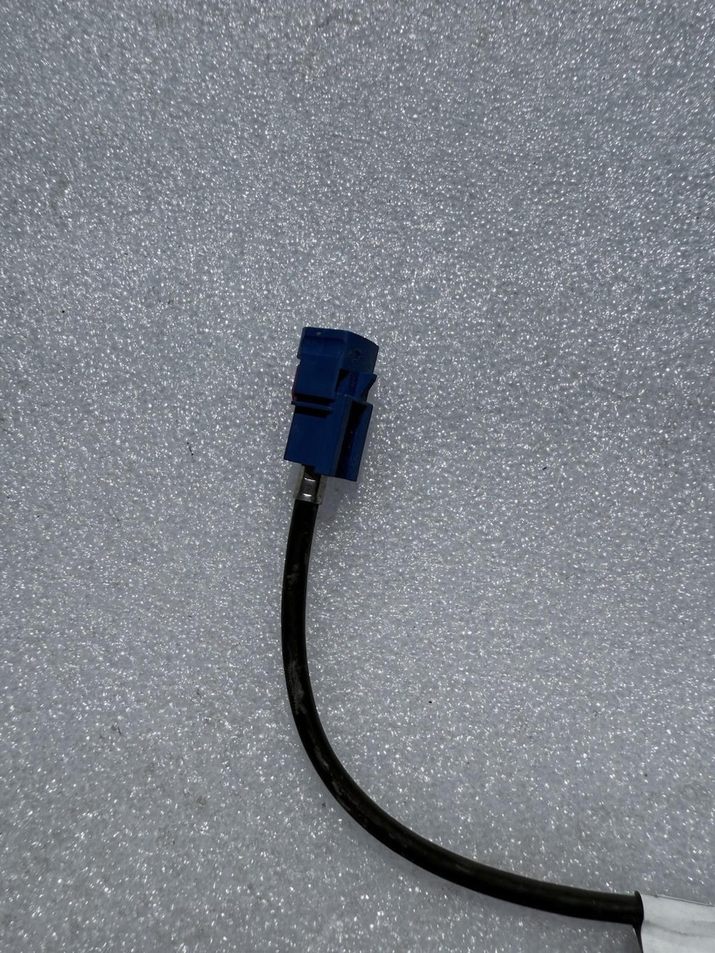 ♦️2012 - 2020 TESLA MODEL X S REAR VIEW BACKUP CAMERA OEM, 1006773-00-F