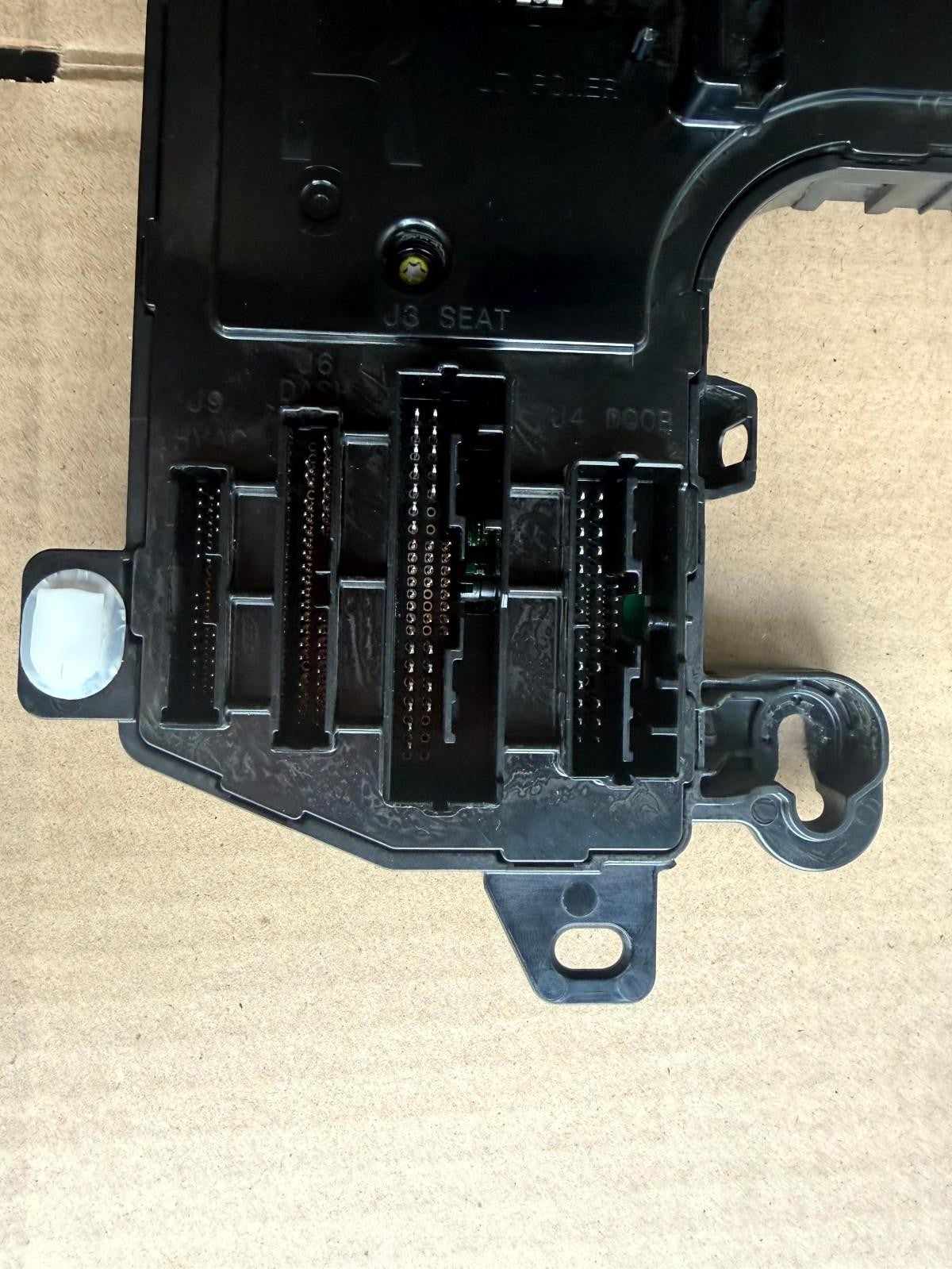♦️17-23 TESLA MODEL 3 RIGHT LOW VOLTAGE CONTROLLER MODULE UNIT OEM, 1100340-00-H