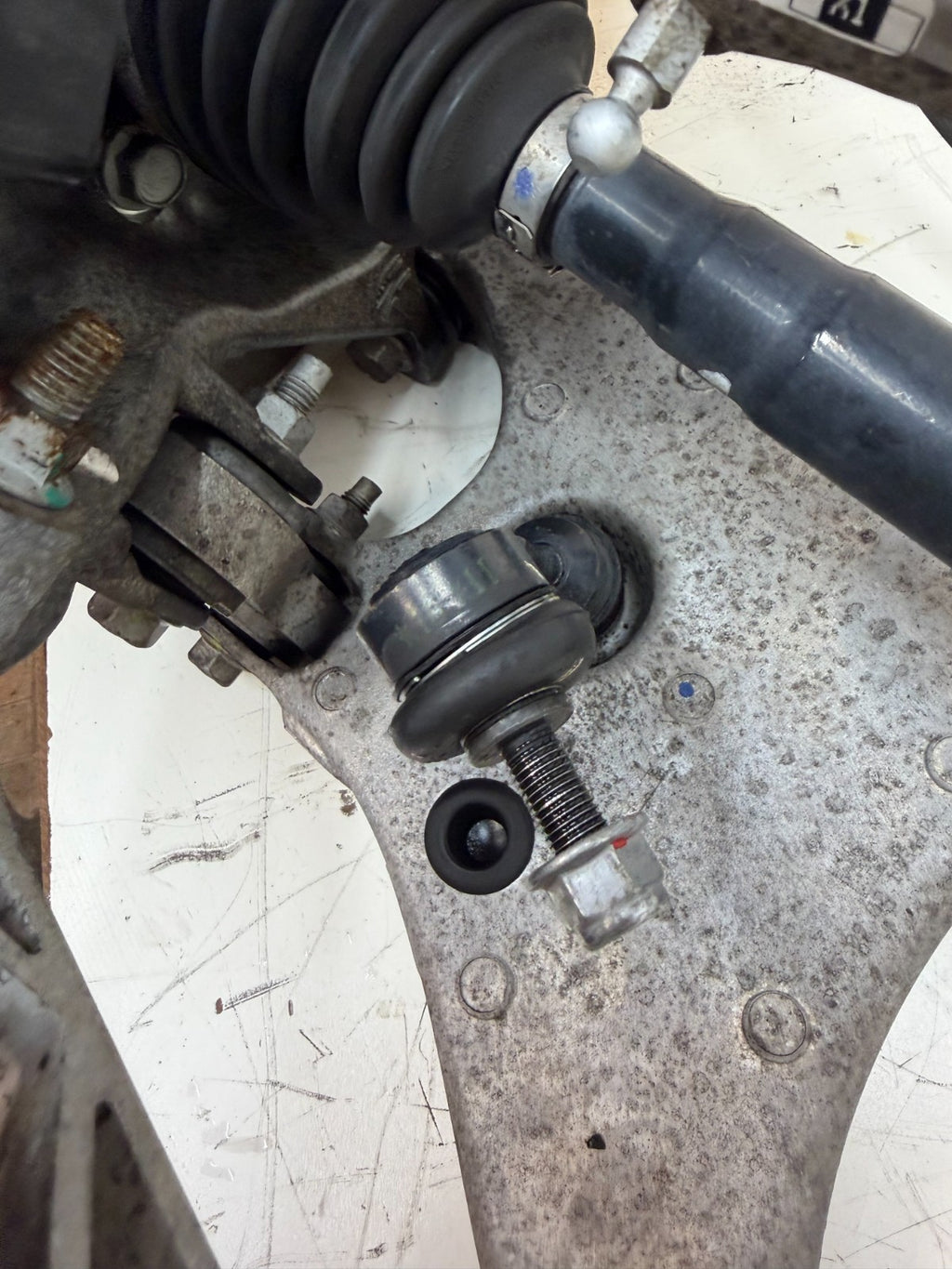 2016–2020 Tesla Model X Rear Right Suspension Knuckle Assembly w/ CV Axle OEM