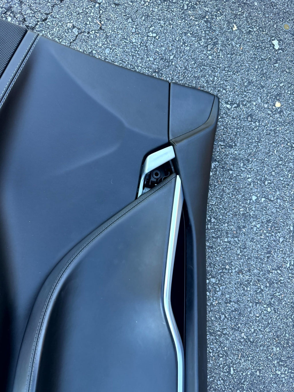 ♦️2012 - 2020 TESLA MODEL S FRONT RIGHT SIDE DOOR PANEL TRIM OEM, 1007936-25-M