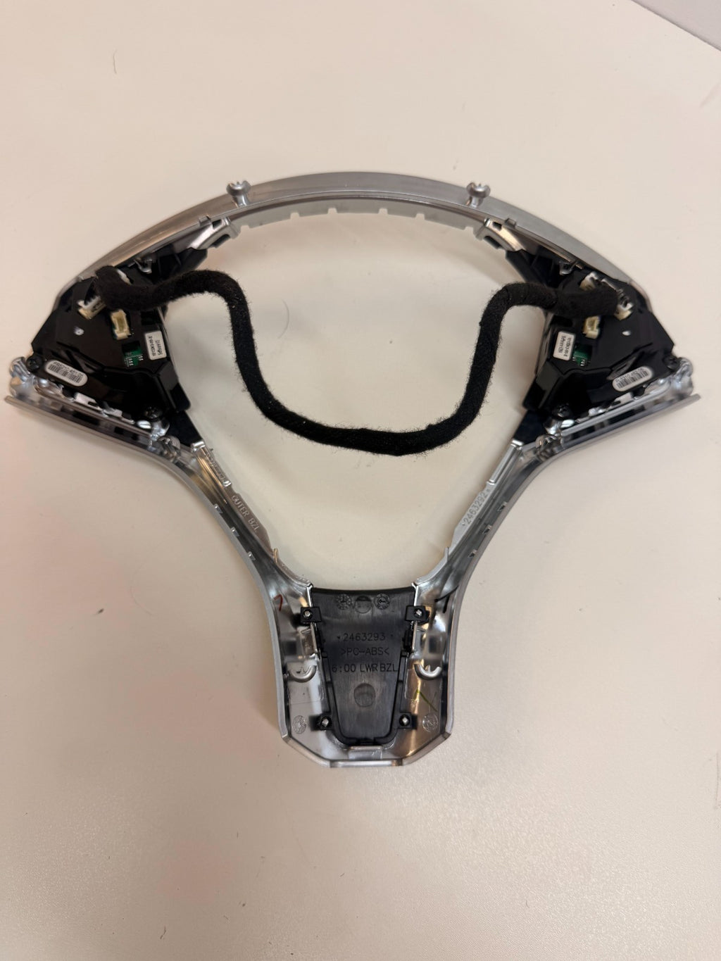 12-20 Tesla S Steering Wheel Trim Bezel Cover & Control Switch 1013242-00-E