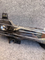 2017- 2023 Tesla Model 3 Right Passenger 3 Pin Fog Light Lamp 1077392-00-F