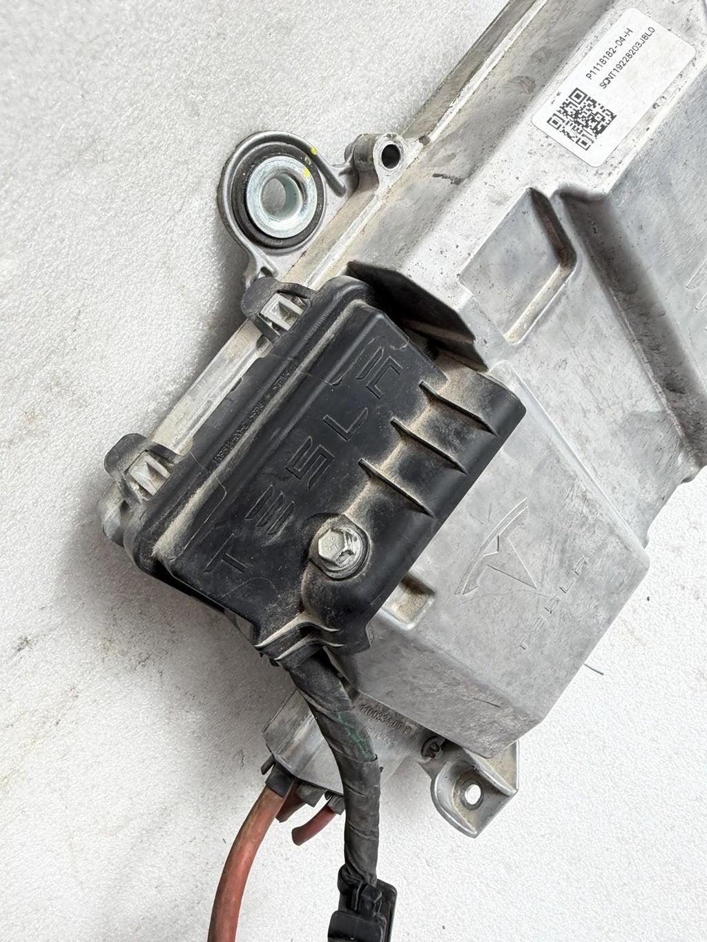 ♦️17–23 TESLA MODEL 3 FRONT ELECTRICAL CONTROL MODULE SYSTEM OEM, 1118182-04-H