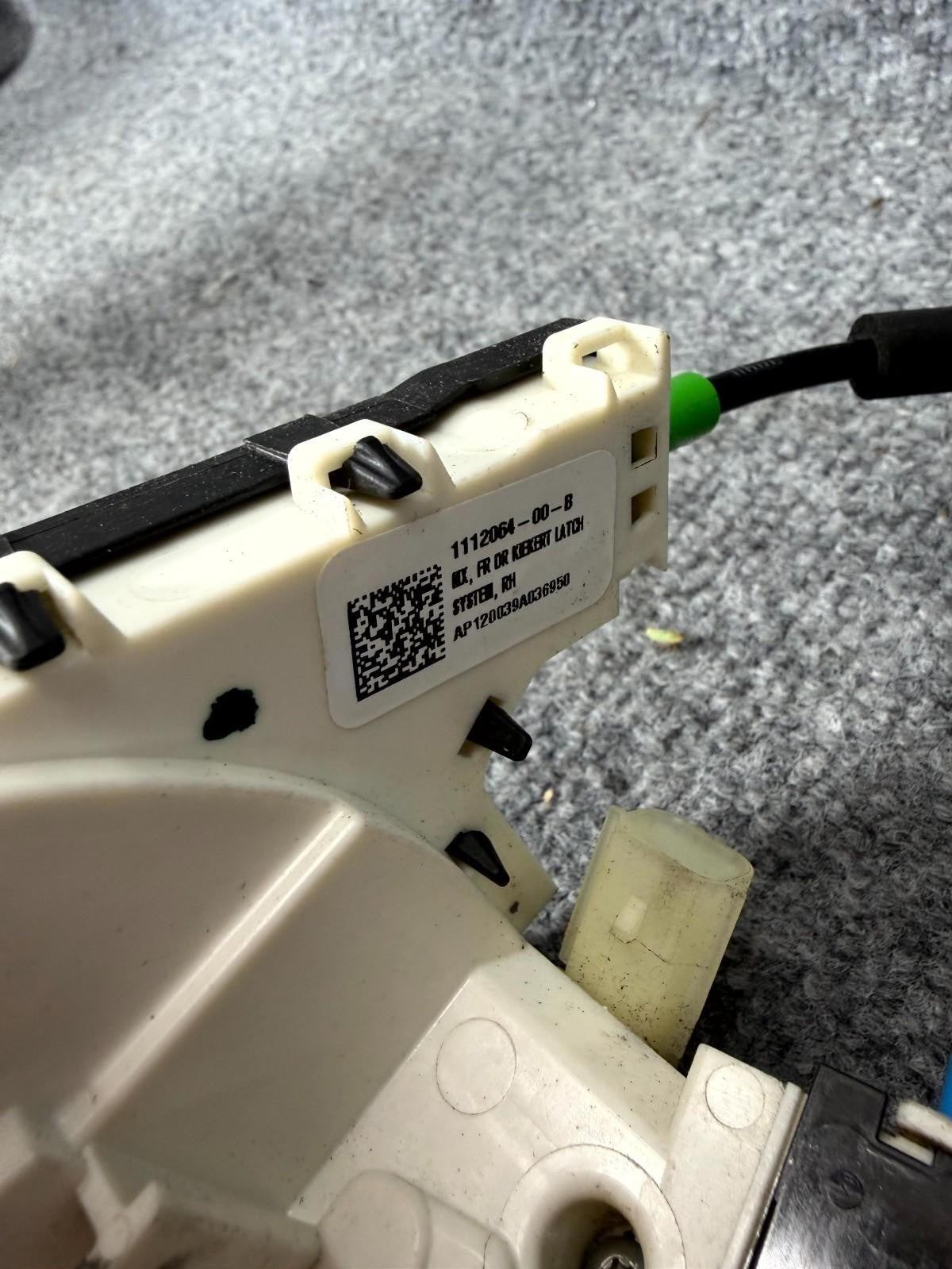 2016-2020 Tesla Model X Front Right Door Lock Latch Actuator OEM, 1112064-00-B