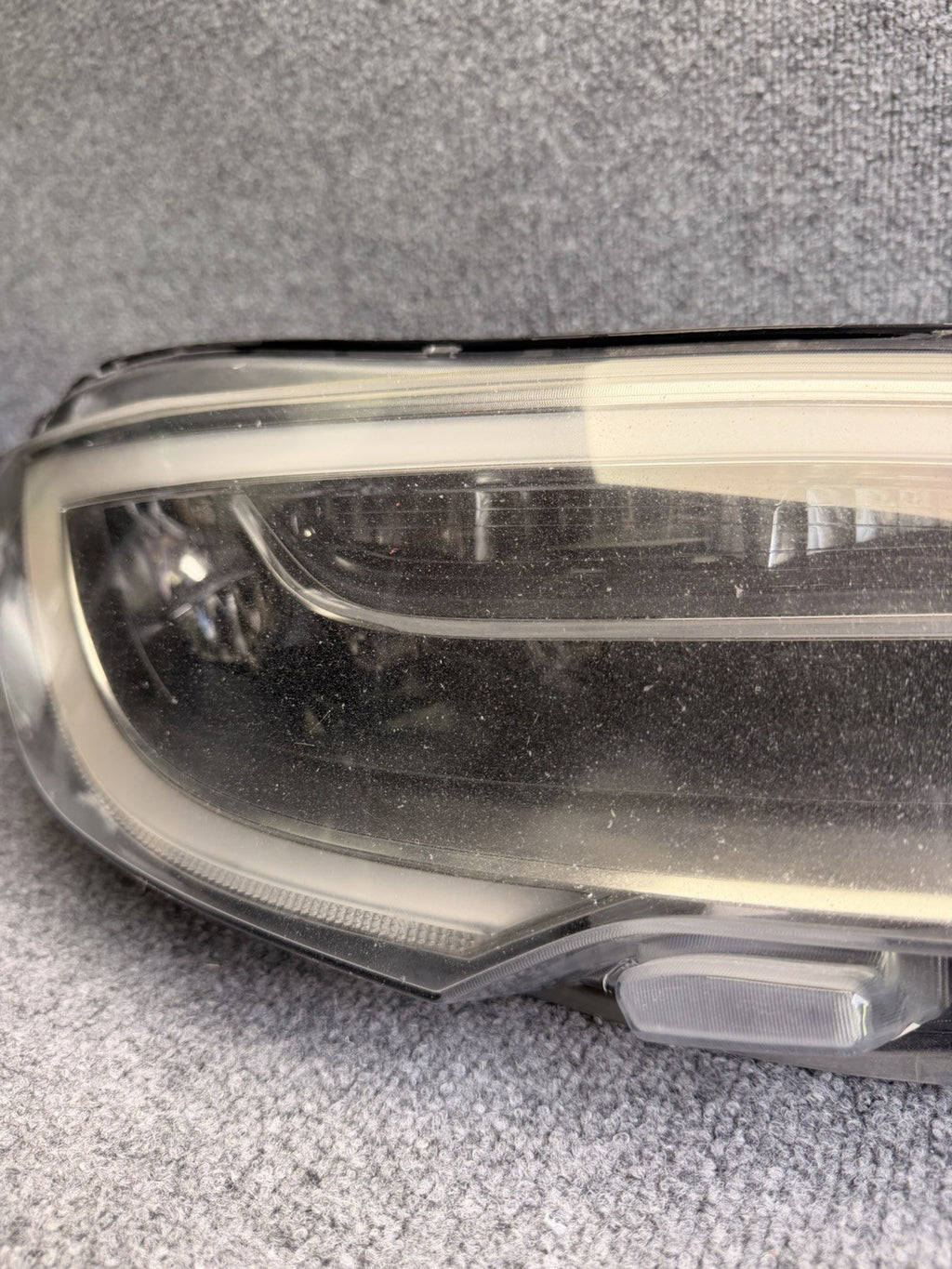 OEM  2016-2020 Tesla Model S Right Passenger Side Headlight 1053571-00-B