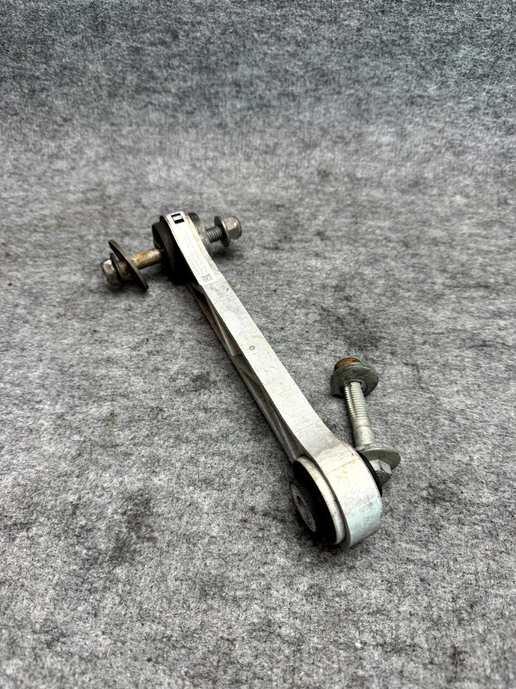 ♦️12-20 TESLA MODEL S REAR RIGHT SUSPENSION LINK CONTROL ARM OEM, 1043964-00-C