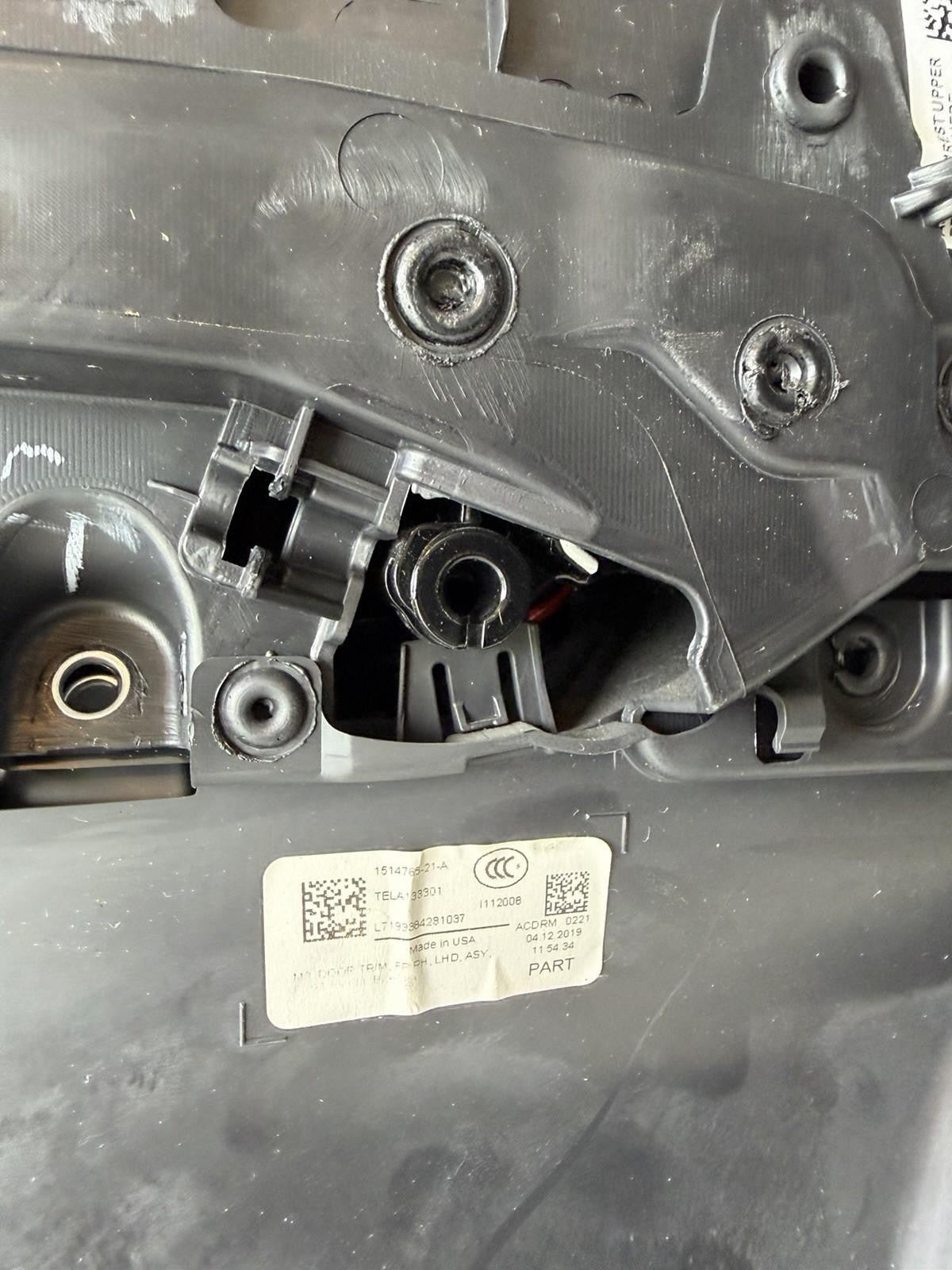 ♦️2017-2023 TESLA MODEL 3 FRONT RIGHT SIDE DOOR PANEL TRIM CARD OEM,1085943-00-D