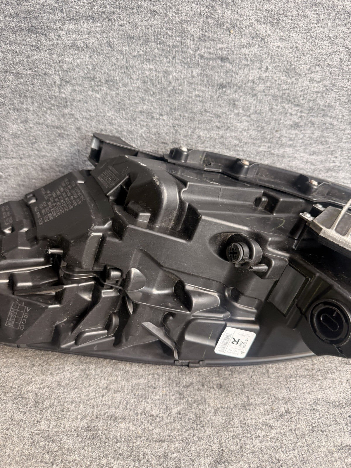 2017-2024 Tesla Model 3/Y Right Passenger Headlight LED OEM 1077372-00-L