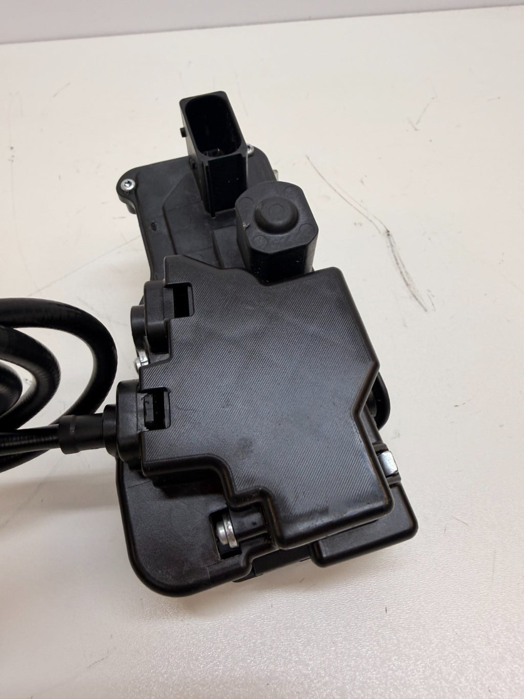2012-2020 Tesla Model S Rear Right Door Lock Latch Actuator 6008914-00-D