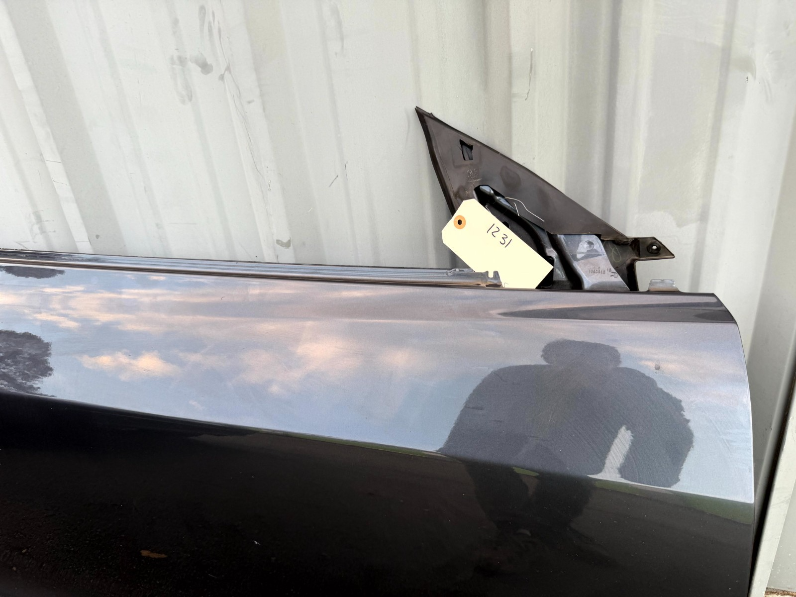 ♦️2017 - 2023 TESLA MODEL 3 FRONT RIGHT SIDE DOOR SHELL PANEL OEM, 1081420-E0-D