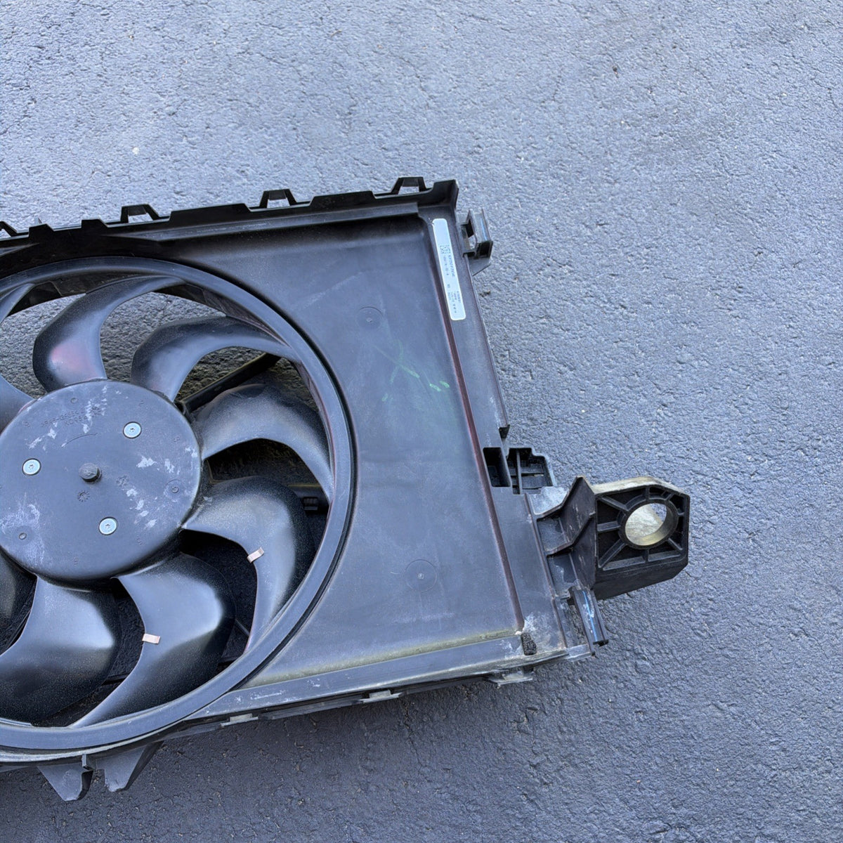 TESLA MODEL Y 3 RADIATOR FAN 2020 2021 2022 2023 2024 1494179-00-B ORIGINAL OEM